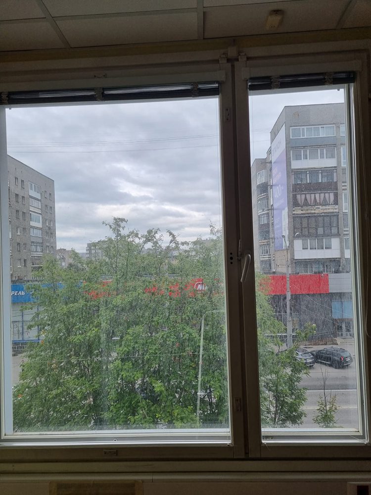 Мытье окон и витрин